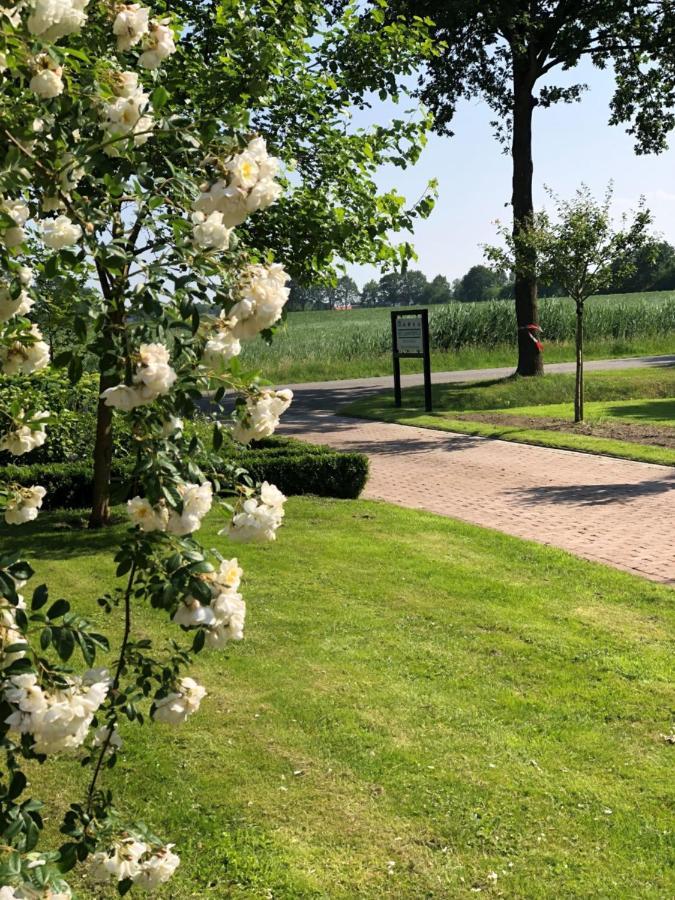 Bed and Breakfast Het Leeuwterveld Sint Jansklooster Экстерьер фото